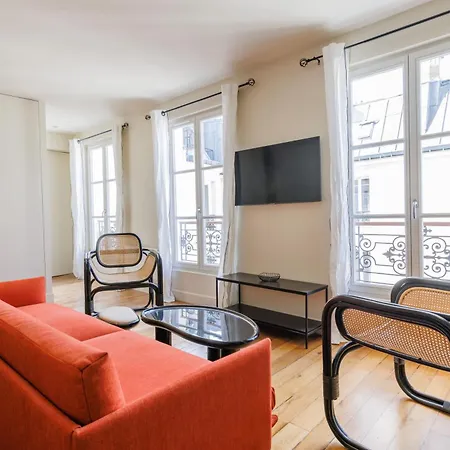 Apartment Colourful Oasis Heart Of Rive Gauche - Bon Marche Paris